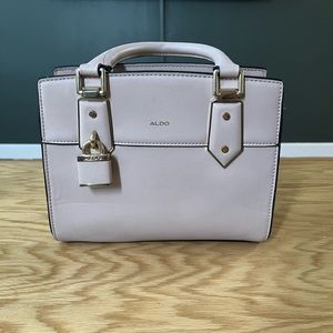Aldo crossbody baby pink